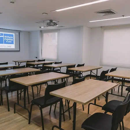 Holiday Inn Express&Suites Bogota Zona Financiera, an IHG Hotel-2