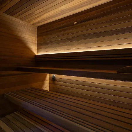 B&B Relax Assoluto - Luxury Urban Spa - By Corte Rossetti-3
