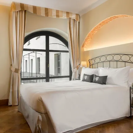Grand Hotel Villa Torretta, Curio Collection by Hilton-3