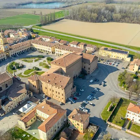 Confidence Hotel Ligabue-3