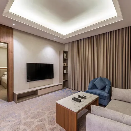Voyage Hotel & Suites-2