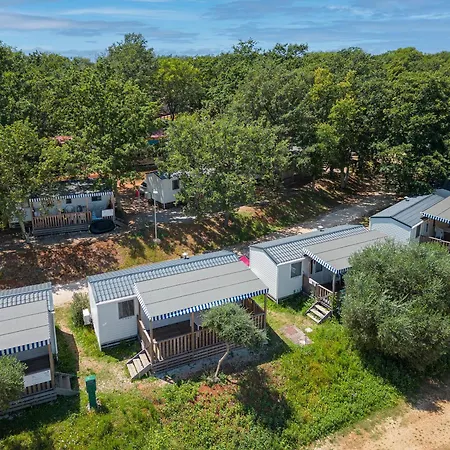Albatross Mobile Homes On Camping Bijela Uvala-3