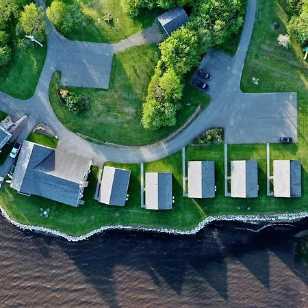 Keltic Quay Cottages & Bayfront Lodge-2