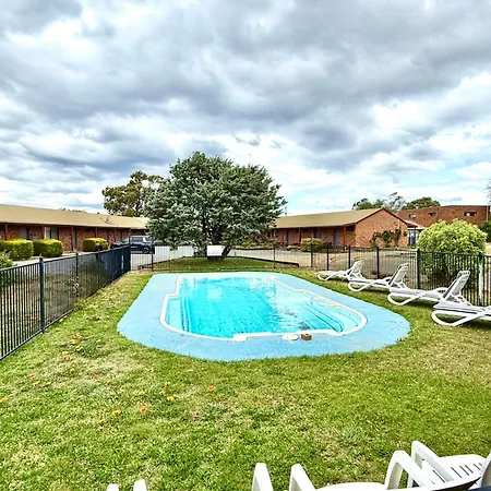 Redgum Motel-3
