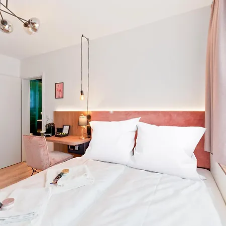 Jungle No5 Boutique Hotel - Stuttgart City-Center-3