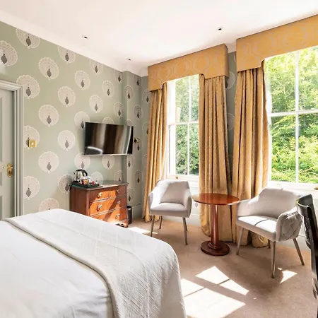 The Petersham-2
