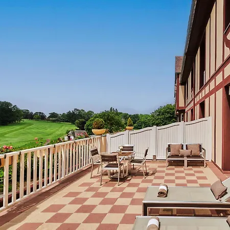 Hôtel Barrière L'Hôtel du Golf-2