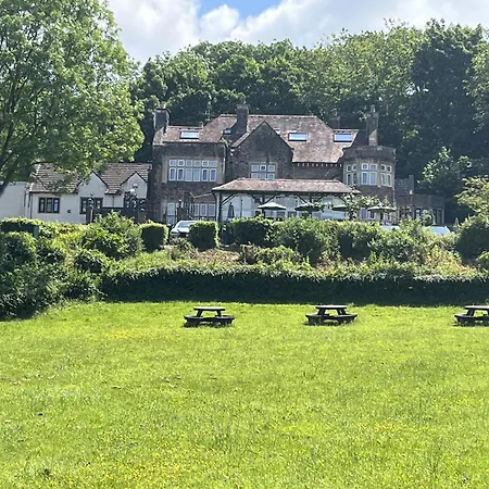 Sidcot Arms-3