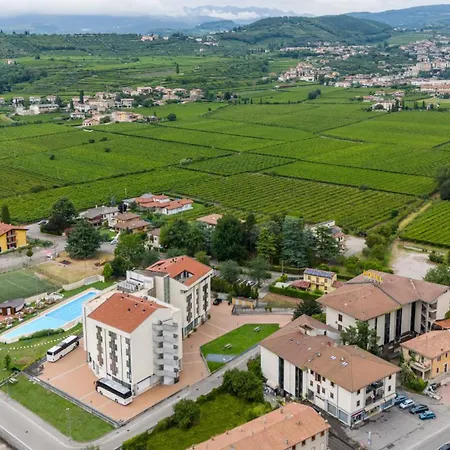 Kona Hotel Verona-3