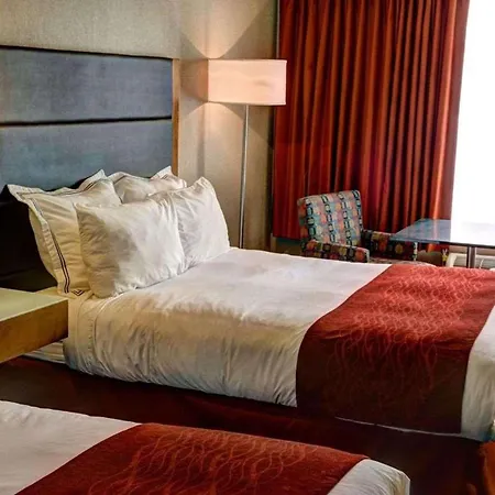 Radisson Hotel & Suites Fort Mcmurray-2