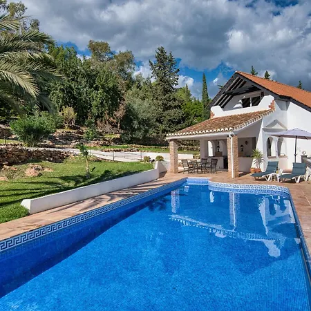 Villa Morera Bed & Breakfast-2