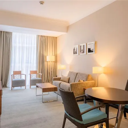 Hilton Garden Inn Dubai Al Mina - Jumeirah-3