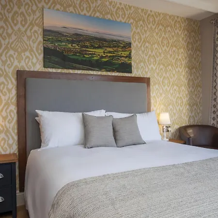 Woodborough Inn-3