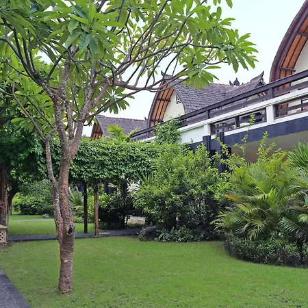 Vila Ombak-2