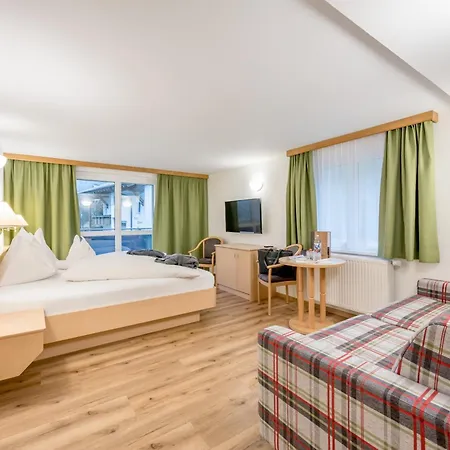 Alpenhotel Zimba-2