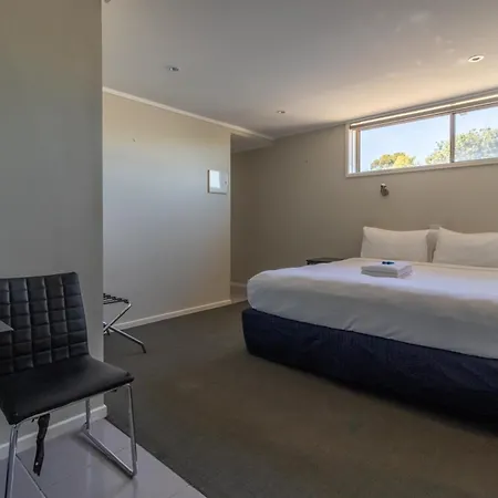 Portarlington Beach Motel-2
