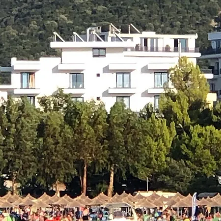 Bora Bora Hotel Ksamil-2