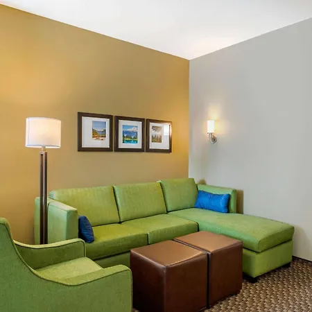 Comfort Suites Burlington Near I-5-3