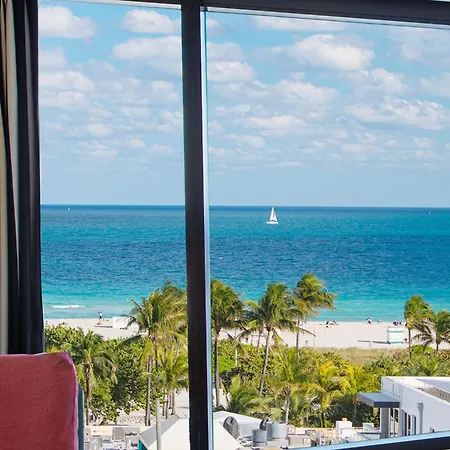 Moxy Miami South Beach-3