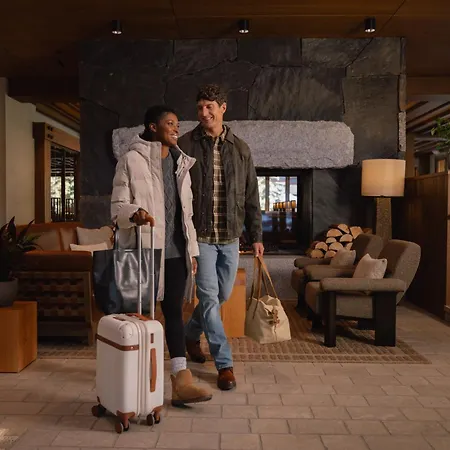 Otter Hotel-2