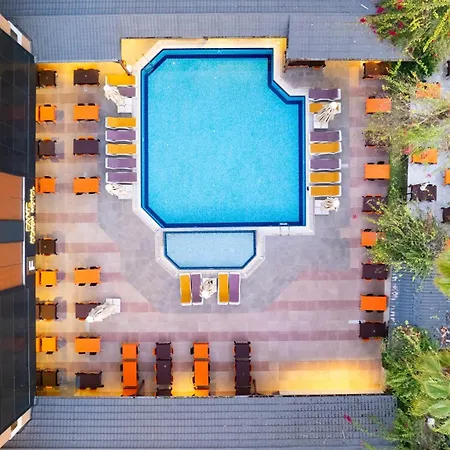 Fame Beach Hotel-2
