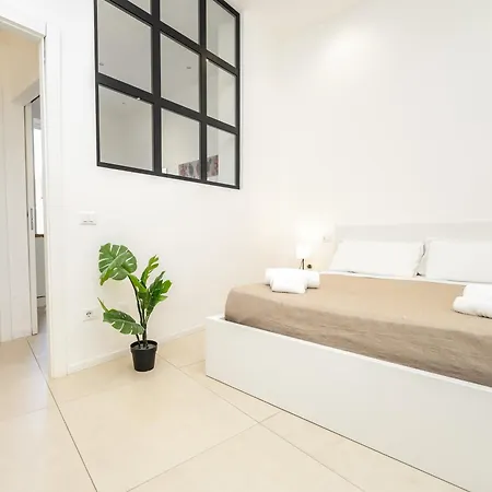 Valguarnera Studio Apartments-3