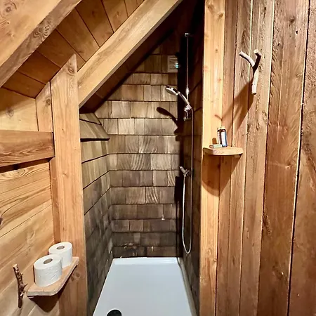 Les Cabanes De Rensiwez-3