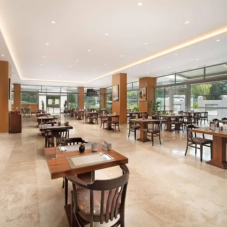Ramada Plaza By Wyndham Istanbul Atakoy-3