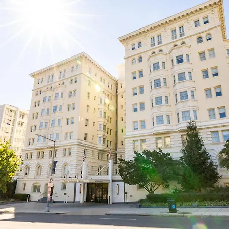 The Churchill Hotel Near Embassy Row-2