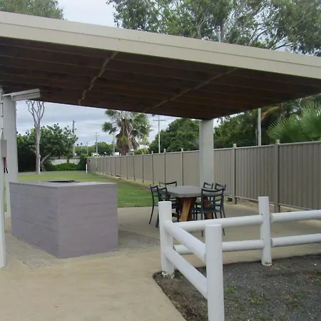 Blue Dolphin Caravan Park Yeppoon-3