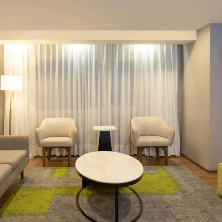 Courtyard By Marriott Mexico City Revolucion-2
