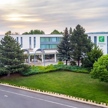 Holiday Inn Budapest-Budaoers By Ihg-3