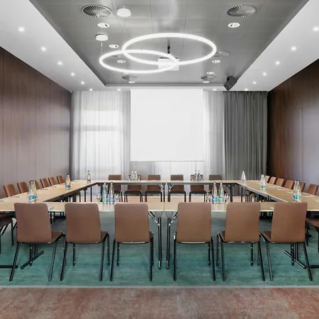 Courtyard By Marriott Basel-2