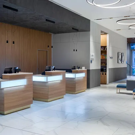 Courtyard By Marriott Bucharest Floreasca-3