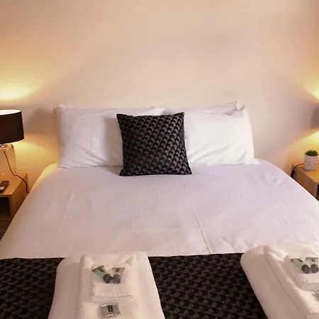 The Hampden Suites-3