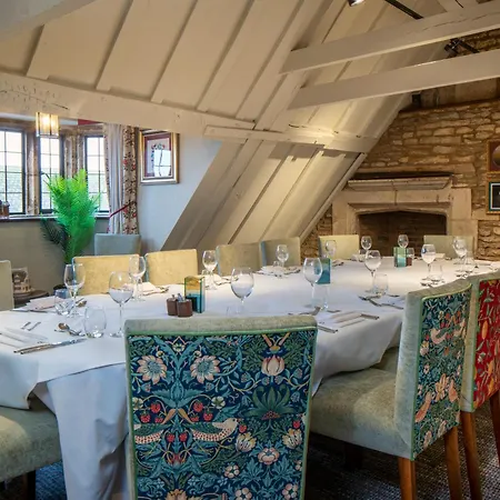The Bell Inn, Stilton, Cambridgeshire - The Coaching Inn Group-2