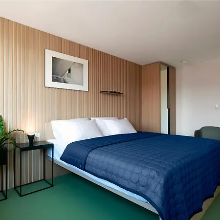 Horizon Luxury Suites & Design Rooms-2