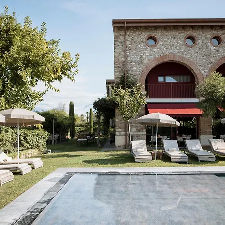 Le Greghe Suites-3