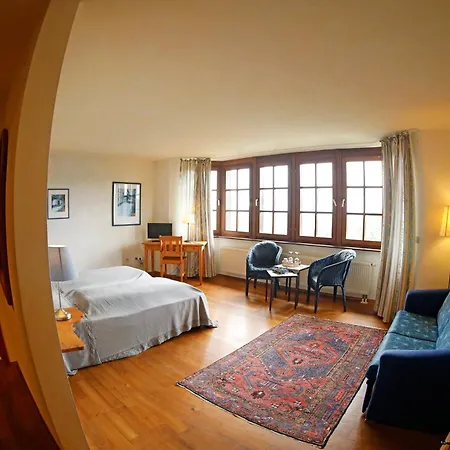 Landhotel Hofgut Battenberg-2