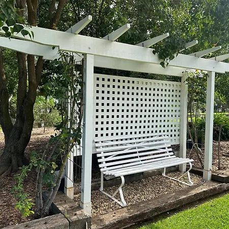 Jen'S Garden Pods-2