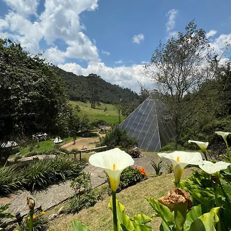 Glamping Termales La Calera-3