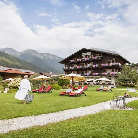 Familien-&Vitalhotel Auenhof-3
