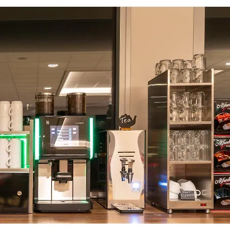 Plaza Premium Almere-3