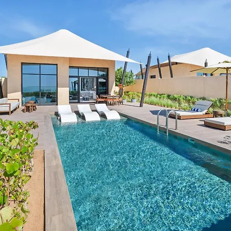 Bab Al Nojoum Hudayriyat Villas-2