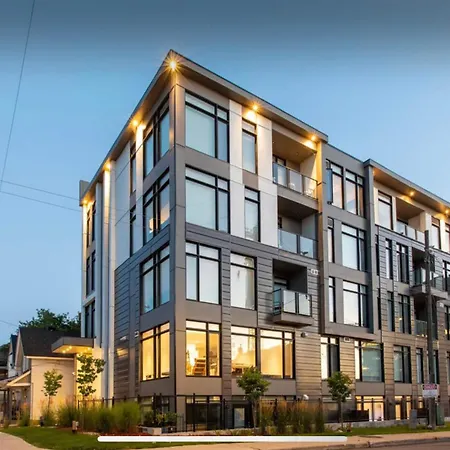 Westview Luxury Suites-3