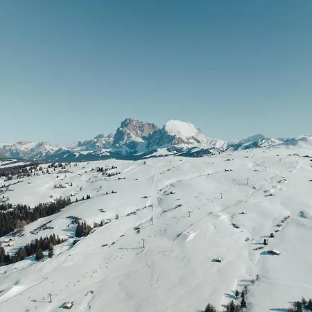 Mirabell Alpine Garden Resort & Spa-3