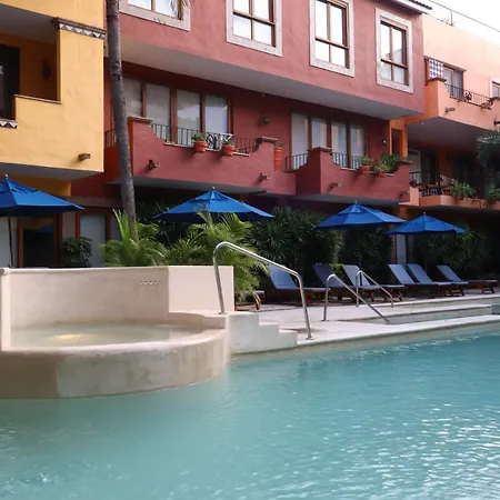 Casa Lotería Sayulita - Family Boutique Hotel with Spacious Full Kitchen Suites, Restaurant, Rooftop Yoga, Pool&Free Parking - 3 min to Beach-3