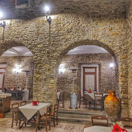 Palazzo Iaquinta - Rooms, Restaurant&Wellness-3