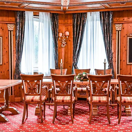 Schloss Hotel Holzrichter-2