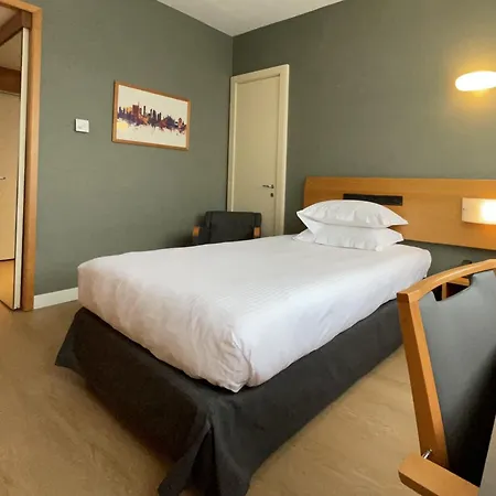 Crowne Plaza Milan Linate By Ihg-2